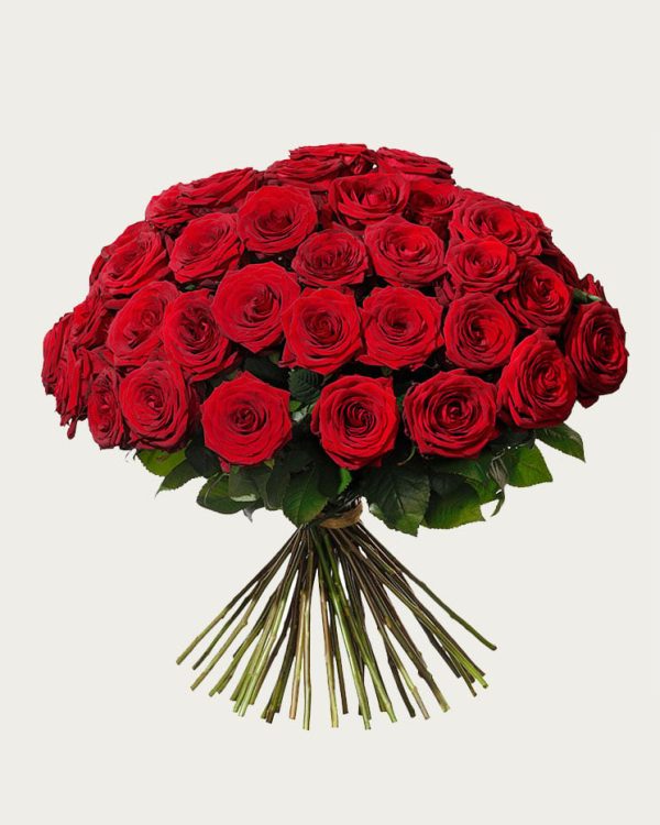 Beställ blommor via Interflora - 50 röda rosor